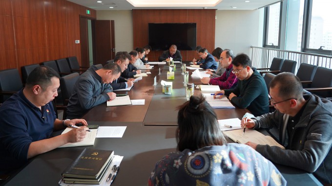 ����40001���ϻ����������Ϸ���ŵ�ʷѧϰ�����쵼С��칫���ٿ�����������ƽ���