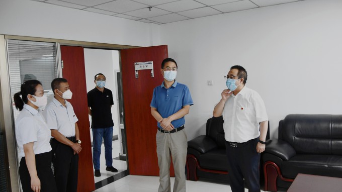 �������ӹ�˾������������������