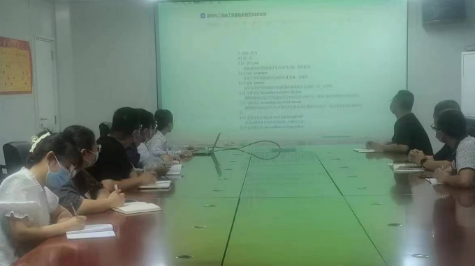 ��Ŀһ�߿��߼�ʵ�����г���ʹ�� ���ο�������