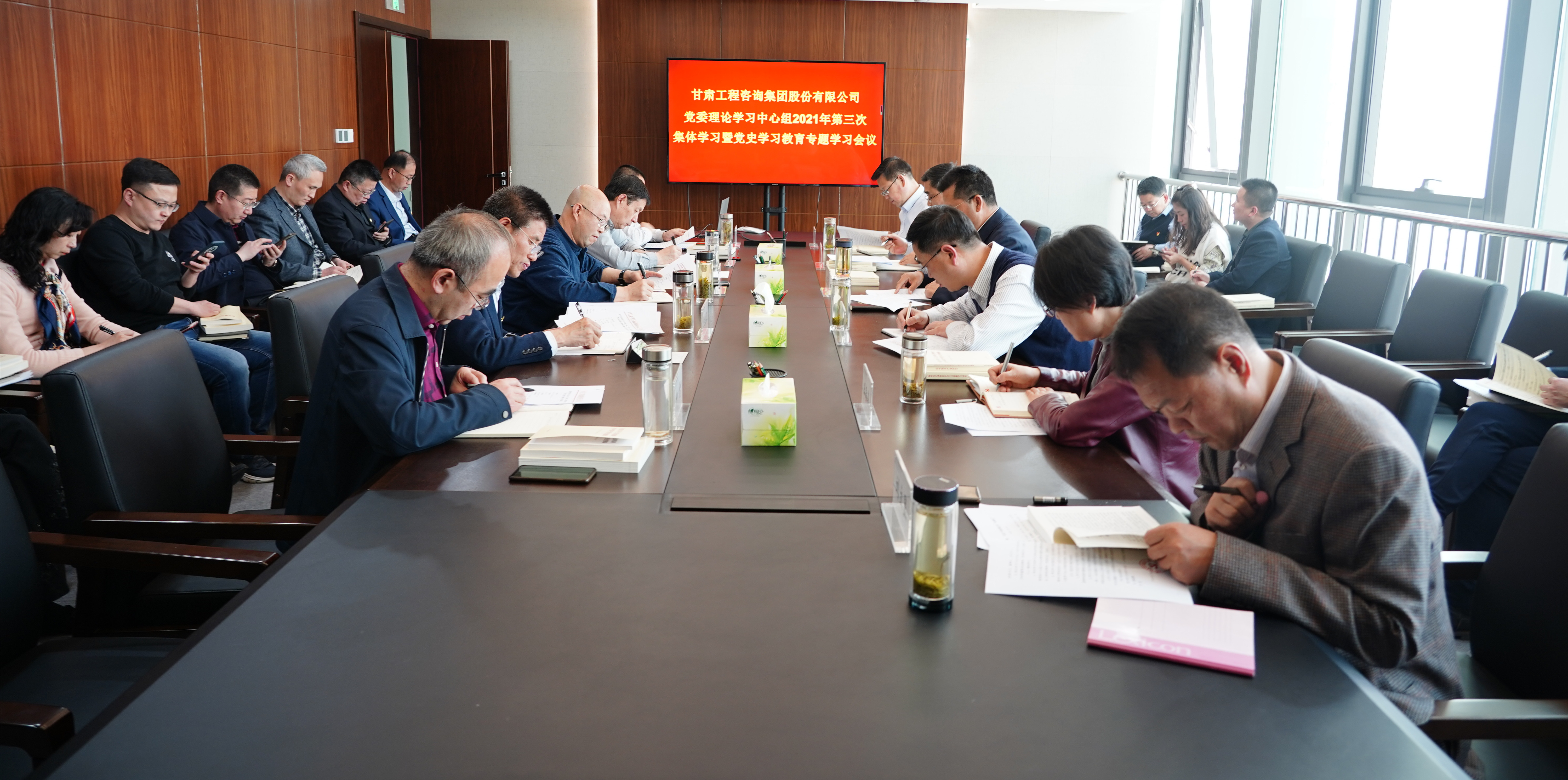 ����40001���ϻ����������Ϸ���ŵ�ί�ٿ�2021�������<br/>����ѧϰ������ѧϰ�ߵ�ʷѧϰ����ר��ѧϰ����