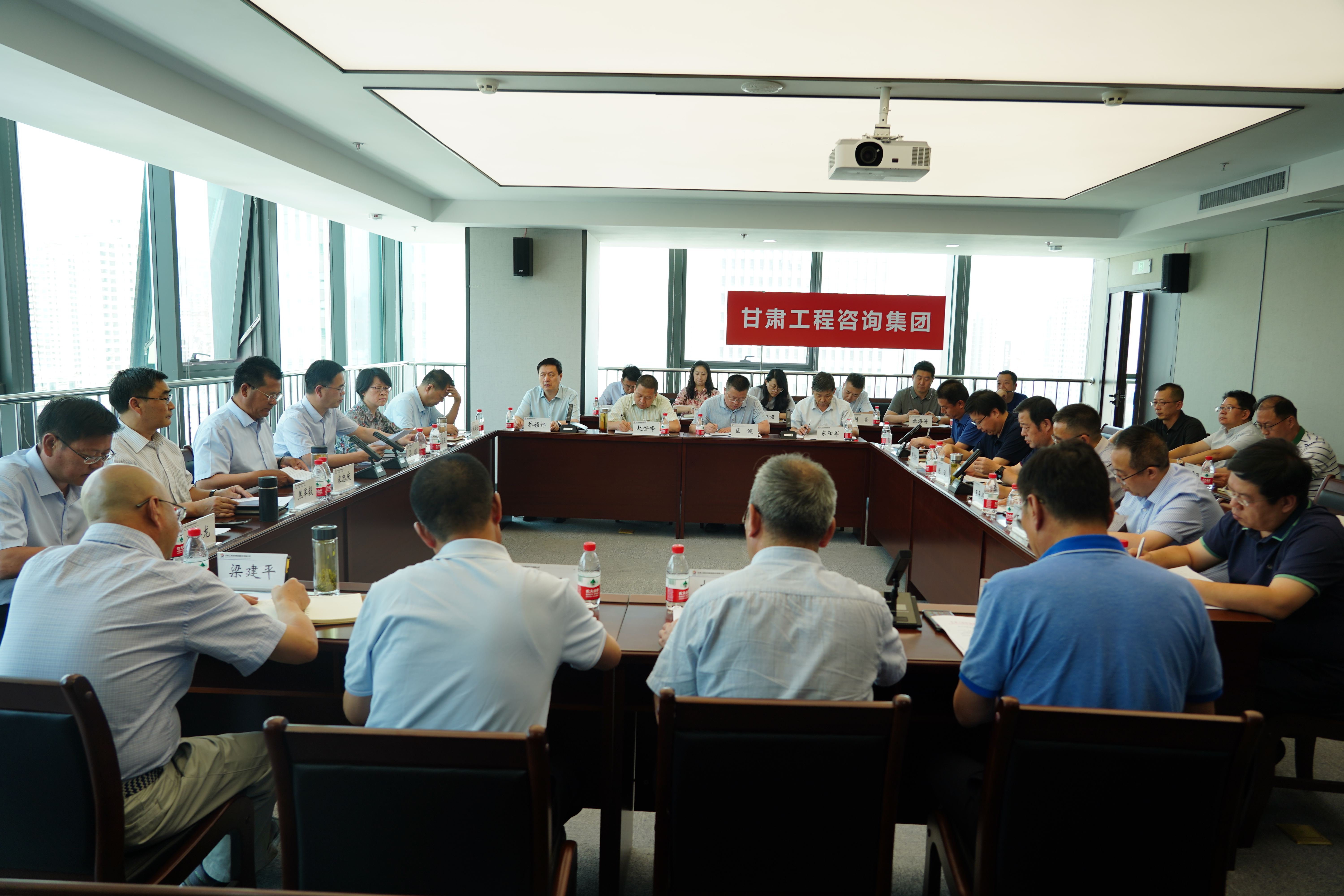 ����40001���ϻ����������Ϸ�����ٿ�������������ҵ�����Ų�����ר�⼯��